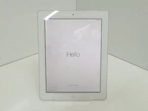Apple iPad 2nd Gen (A1395) - Silver / 9.7" / 16GB / iOS 9 / WiFi - Picture 1 of 10