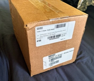 Lennox 68W52 Systom Sensor, Photoelectric, 24VAC/VDC, 4 Wire - Image 1 of 4