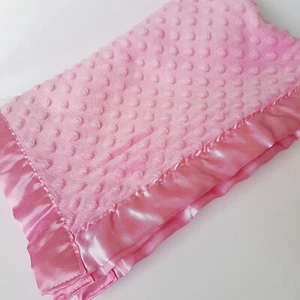 Large PINK BABY SOFT 107x79cm Blanket Satin Edge Minky Dot Plush Comforter - Picture 1 of 4