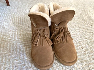 Bearpaw Suede Tan Wool Lined Tassel Boots Size 7 - Picture 1 of 9