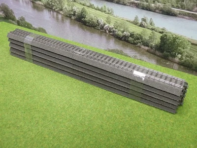 Märklin H0 Bundle Straight C-Tracks 5 Pieces (WM) E2062 - Image 1 of 3