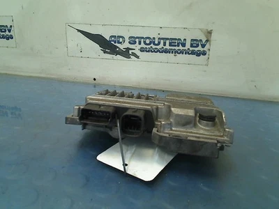 COMPUTER START/STOP Citroën C4 Cactus (0B/0P) 2014 9811207980 - Immagine 1 di 4