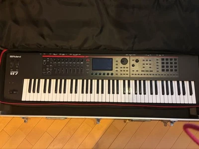 Roland FANTOM-07 76-keys Workstation Synthesizer Sequencer w/ Soft Case  - Image 1 of 4
