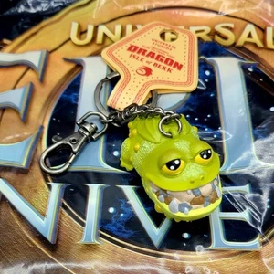*Green Gronckle Keychain* EPIC Universe Universal How to Train Your Dragon NEW - Picture 1 of 1