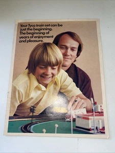 Vintage 1975 TYCO HO Model Train Set Catalog Booklet Brochure - Picture 1 of 4