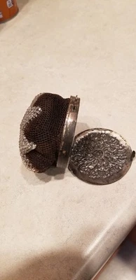 Monedero antiguo vintage de ganchillo con cuentas Foto 1 de 4