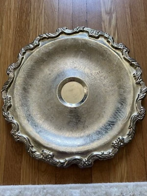 Bandeja redonda vintage International Silver Co patrón de pergamino plateada 14,5" Foto 1 de 4