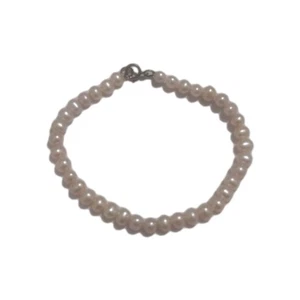 Brazalete de una sola hebra con broche de plata de ley de perlas cultivadas  - Imagen 1 de 4