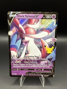 Dark Sylveon V SWSH134 SWSH: Schwert & Schild Promo Karten Holo - Bild 1 von 4