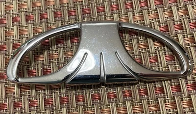 Adorno emblema tapa cubierta capó delantero trasero Daewoo plástico vintage (ON-25-402)* Foto 1 de 4