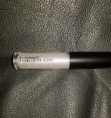 NWOB MAC HOLIDAY SNOW BALL MINI (TINSELLATED) CREMESHEEN GLASS  LIPGLASS LE 💝 - Image 1 of 2