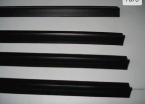 Ford Cortina MK4/MK5 4 doorOuter window to door Glass Seals 4 Door Models **** - Picture 1 of 3