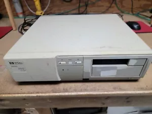 HP HEWLETT PACKARD VECTRA XM2/100i 486 Computer - Picture 1 of 11