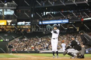 GL867 Ichiro Suzuki Seattle Mariners Baseball 8x10 11x14 16x20 24x36 Photo - Picture 1 of 1