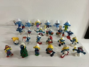 24 Puffi Set Misti - Foto 1 di 13