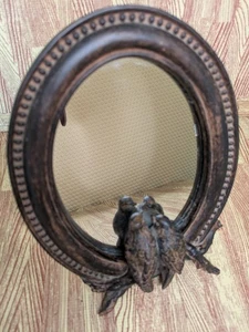 Espejo de pie antiguo marrón ovalado tocador escritorio con 2 pájaros en rama 7"x8" - Imagen 1 de 6