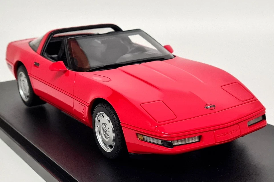 GT-SPIRIT GT537 Chevrolet - Corvette C4 1995 - Torch Red - 1/18