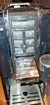 Saeco Tchibo Cafissomo HD8603 Kapselmaschine mit Milchtank u. 32 Kapseln - Bild 1 von 4