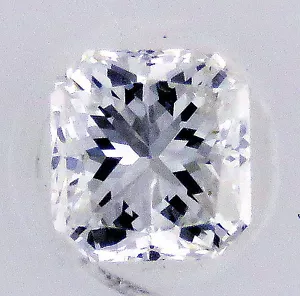 GIA Certified 0.48CT Radiant cut 100% Natural Diamond G Color SI2 Clarity - Picture 1 of 2