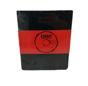 2003 Invisible Children Presents EMMY The Story of An Orphan DVD + Bracelet - Picture 1 of 7