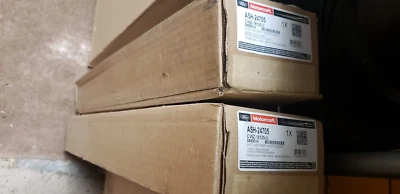 一对 16 - 19 福特 Escape AWD 后减震 Abs 套装 Motorcraft ASH-24705 CV6Z-18125-U — 第 1/4 张图片