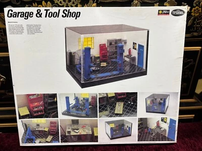 Vintage Testors 1/24 Scale Factory Sealed VINTAGE 1988 Garage & Tool Shop #430 - Image 1 of 4