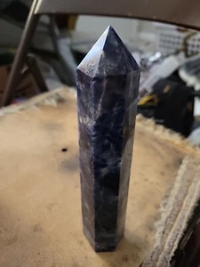 Varita de obelisco de cristal de cuarzo sodalita natural torre pionte espécimen Reiki Heal 1 pieza - Imagen 1 de 5