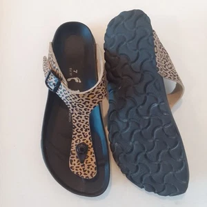 Betula Birkenstock Gizeh Leopard Cheetah Print Sandals Size 7US 37EU Womens - Picture 1 of 9