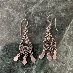 Sterling Silver Filigree Dangle Chandelier Earrings Moroccan Style - Picture 1 of 5