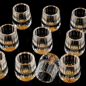 12 Stück kleine Kristall Schnapsgläser mit 24k Blattgold Flocken - Mini Diamant Te... - Bild 1 von 6