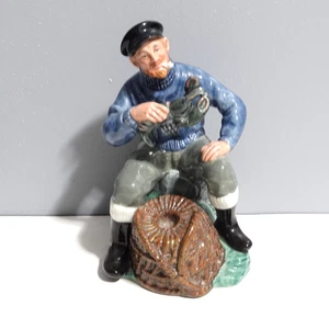 Royal Doulton Figurine "The Lobster Man" HN 2317 - Picture 1 of 10