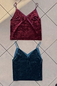 2 Forever 21 Crop Cami Spaghettitärmel Tops türkis, burgund Samtgefühl Gr. S - Bild 1 von 6