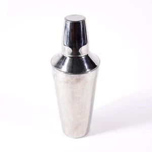 Metal Cocktail Shaker Tumbler Drinkware Barware Mixer Tools Kitchen Utensils - Picture 1 of 9