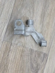 99-04 MUSTANG GT POWER STEERING LINE BRACKET OEM COBRA SALEEN GT 03GT - Bild 1 von 5