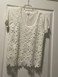 EUC - WOMEN'S J.CREW SOFT LACE FRONT SOLID BACK SHORT SLEEVE T-SHIRT SIZE S - Picture 1 of 4