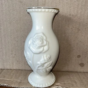 Vintage LENOX Vase Porcelain 6” Embossed Roses White with Gold Trim A408394 - Picture 1 of 10