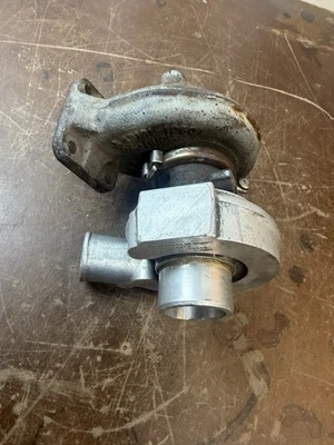 IVECO 504242763 EB 54-2401 TURBO MITSUBISHI 5210916 GENUINE OEM TAKE OFF C1 - Image 1 of 4