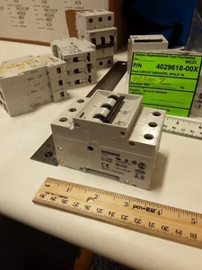 Siemens 5SX2301-7 Leitungsschutzschalter, 3polig 1A, 5SX23 C1, 5SX2 400/480V AC 92183 - Bild 1 von 5