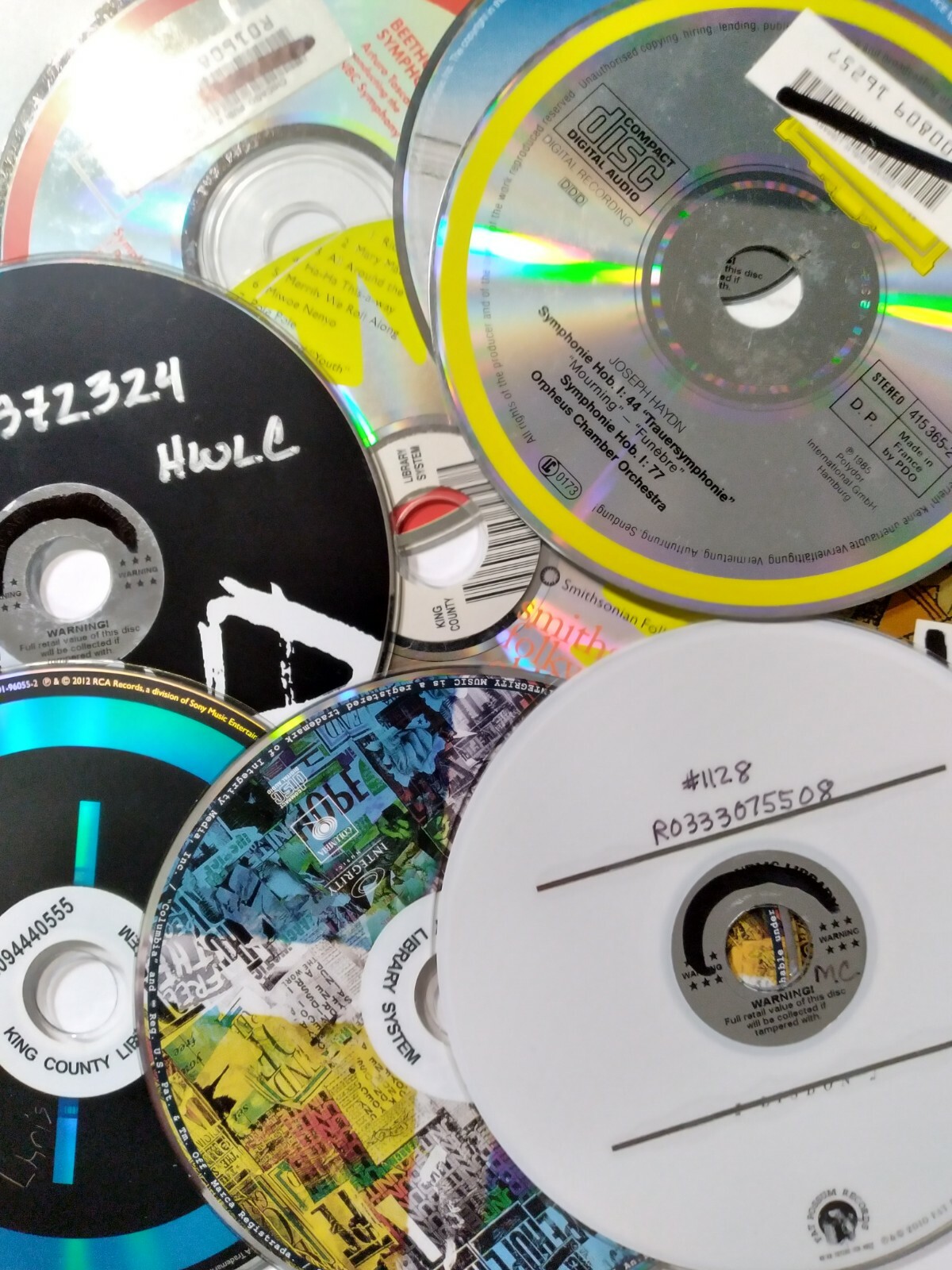 Movies VHS and CDs in Bulk gruponym.mx