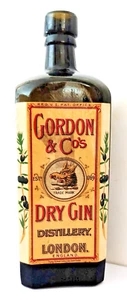 GORDONS "EXTRA RARE" SQUARE CHAMFERED DK AMBER GIN BOTTLE.c 1890.  9 inchesTALL. - Picture 1 of 5