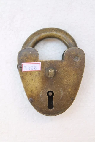 1930's Brass Handcrafted Victorian Crown & Butterfly Mark Unique Padlock NH3388 Cover