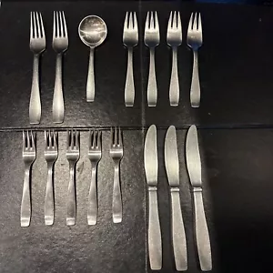 51) Posate vintage Danimarca Georg Jensen inox 15 pezzi assortiti come da foto - Foto 1 di 14
