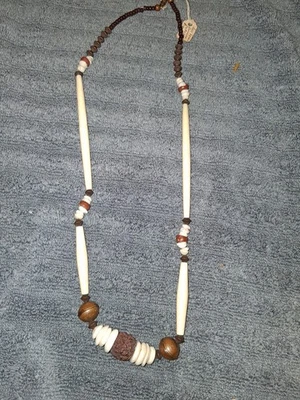 Collar hecho a mano de nuez Rudraksha Foto 1 de 3