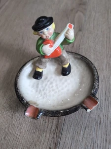 Rare Goebel Hummel # 98 "Boy With Guitar, Ashtray" 3.5" 1950-1959 Small Chip - Picture 1 of 5