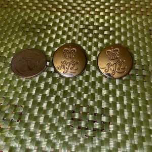 LAUREN RALPH LAUREN BLAZER ERSATZKNÖPFE GOLDFARBEN LRL KRONE LOGO - Bin JB - Bild 1 von 3