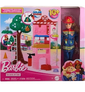 Barbie Karriere Feuerwehrmann Puppe Spielset Feuerwache, Baum, 2 Haustiere plus mehr Neu im Karton K5 - Bild 1 von 4