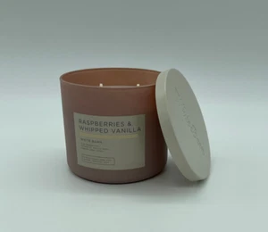 Bath & Body Works Candle Large 3-Wick RASPBERRIES & WHIPPED VANILLA 14.5 oz - Picture 1 of 3