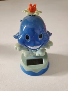 Solar Powered Dancing Whale Blue Water Spout Window Office Desk Toy Moving - Picture 1 of 4