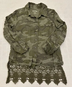 Art Class Girls Green Camo Jacket Button Shirt Hi Lo Asym Hem Lace Back XS 4 5 - Picture 1 of 12