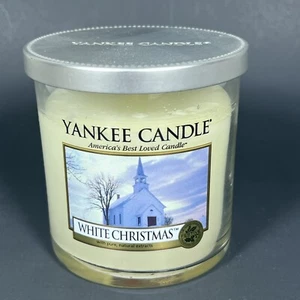 YANKEE CANDLE 7oz White Christmas Hard To Find! - Picture 1 of 4